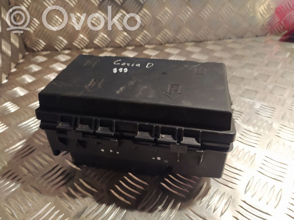 Opel Corsa D Fuse module 