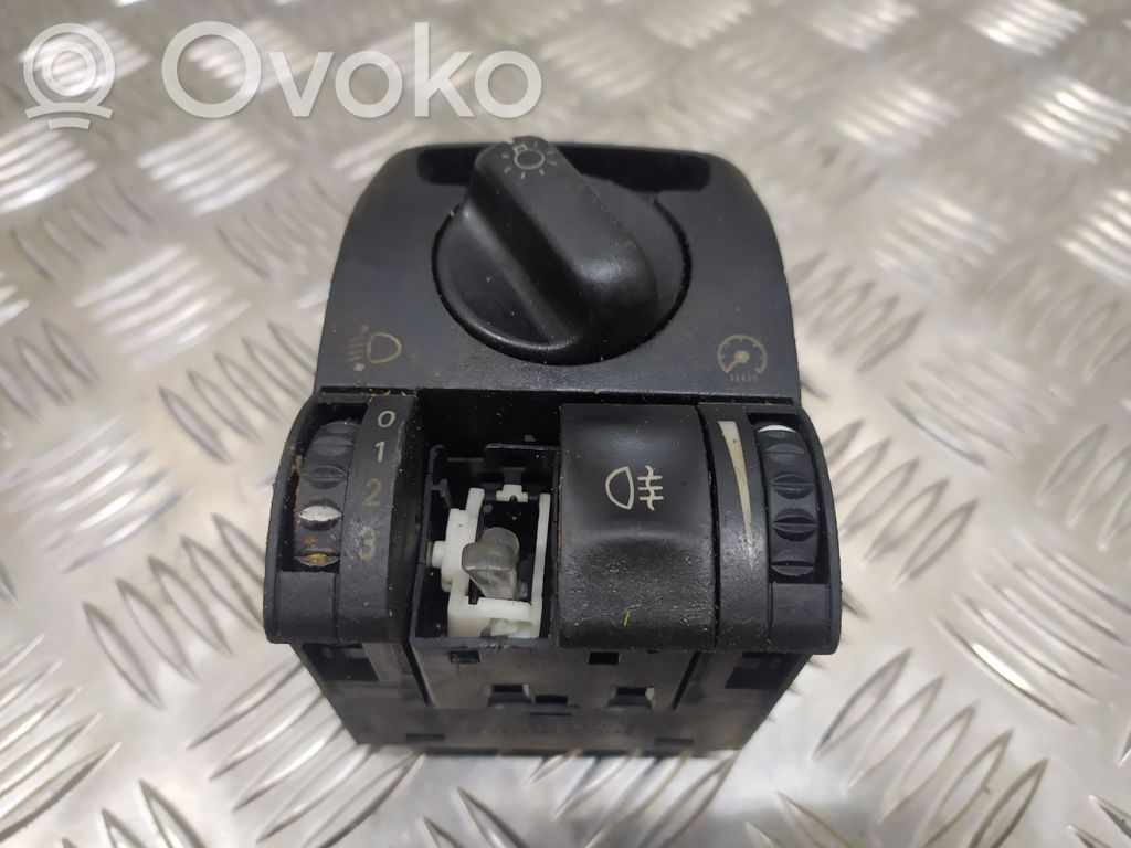 Opel Omega B2 Light switch 