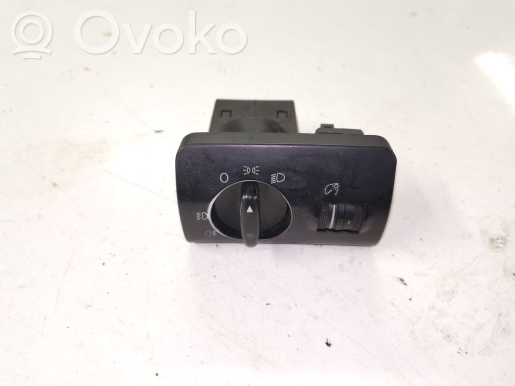 Audi A6 S6 C5 4B Light switch 