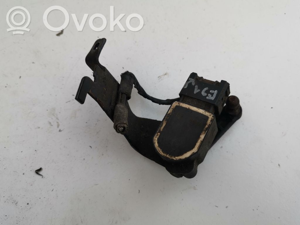 Niveausensor Leuchtweitenregulierung   6853754