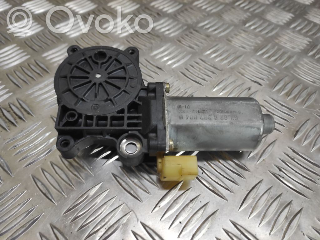 BMW 3 E46 Motor del regulador de la ventanilla de la puerta delantera 