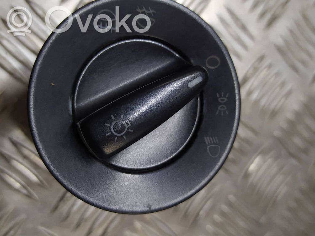 Volkswagen PASSAT B5 Interruptor de luz 
