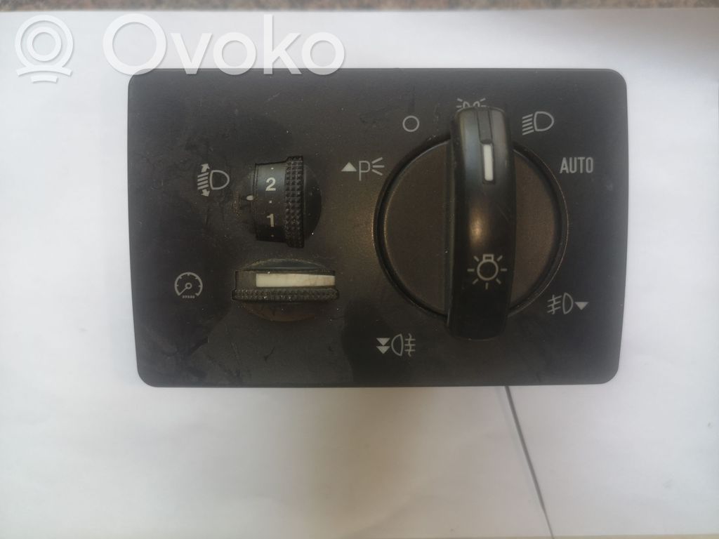 Ford Focus Light switch 