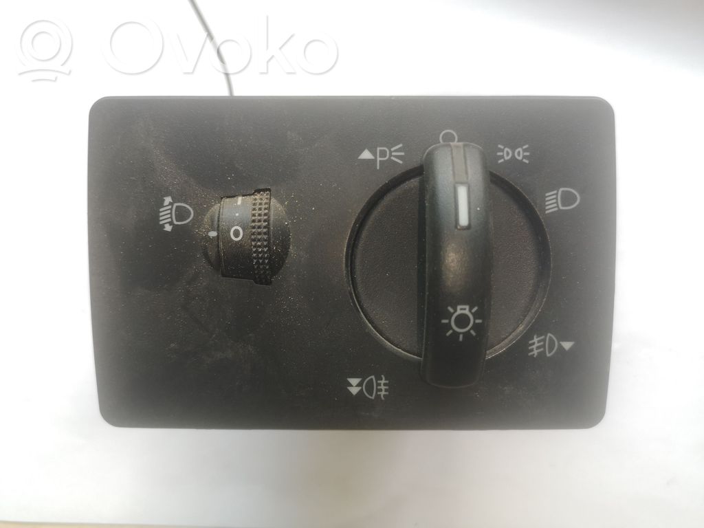 Light switch   7M5T13A024MA,7M5T13A024