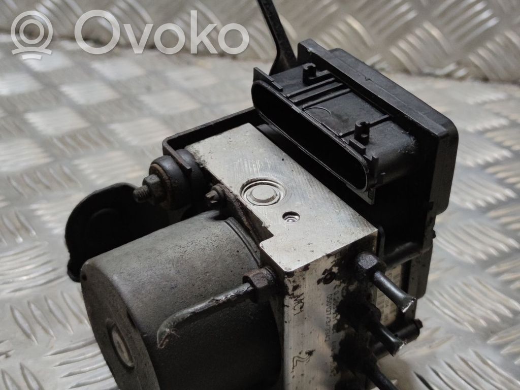 Toyota Avensis T250 ABS Pump 