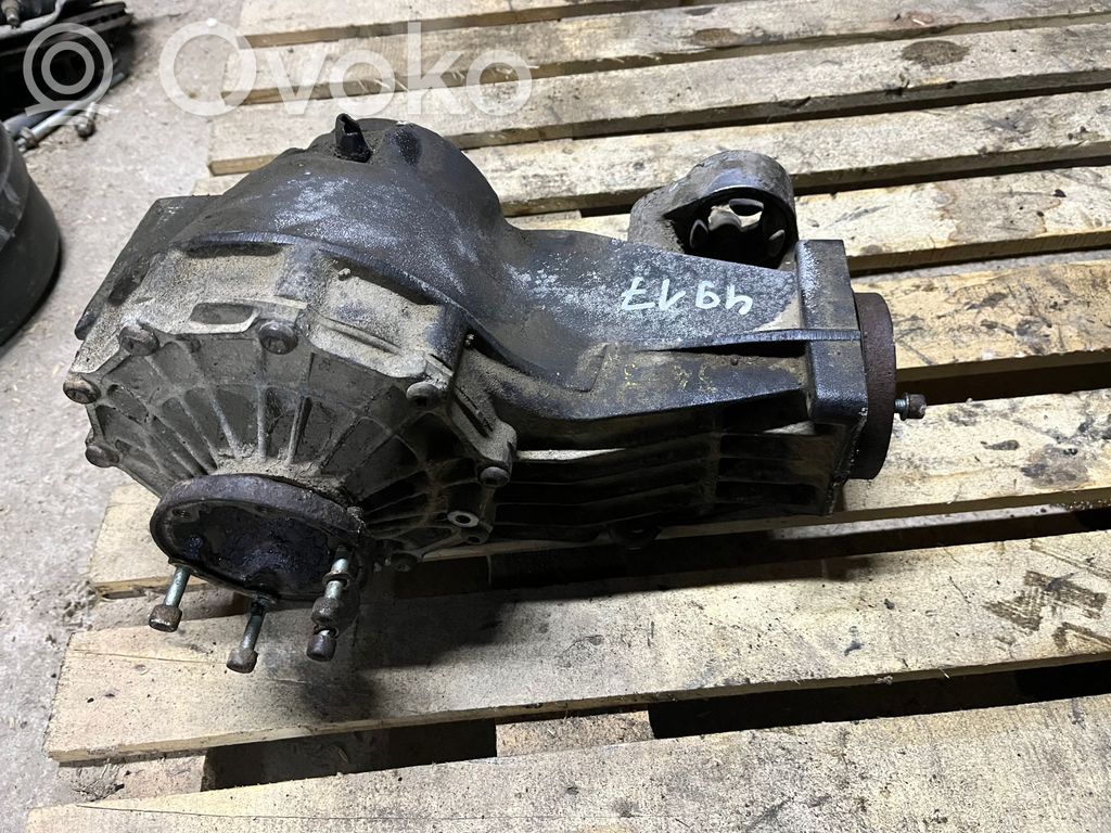 Volkswagen PASSAT B5.5 Galinis reduktorius 