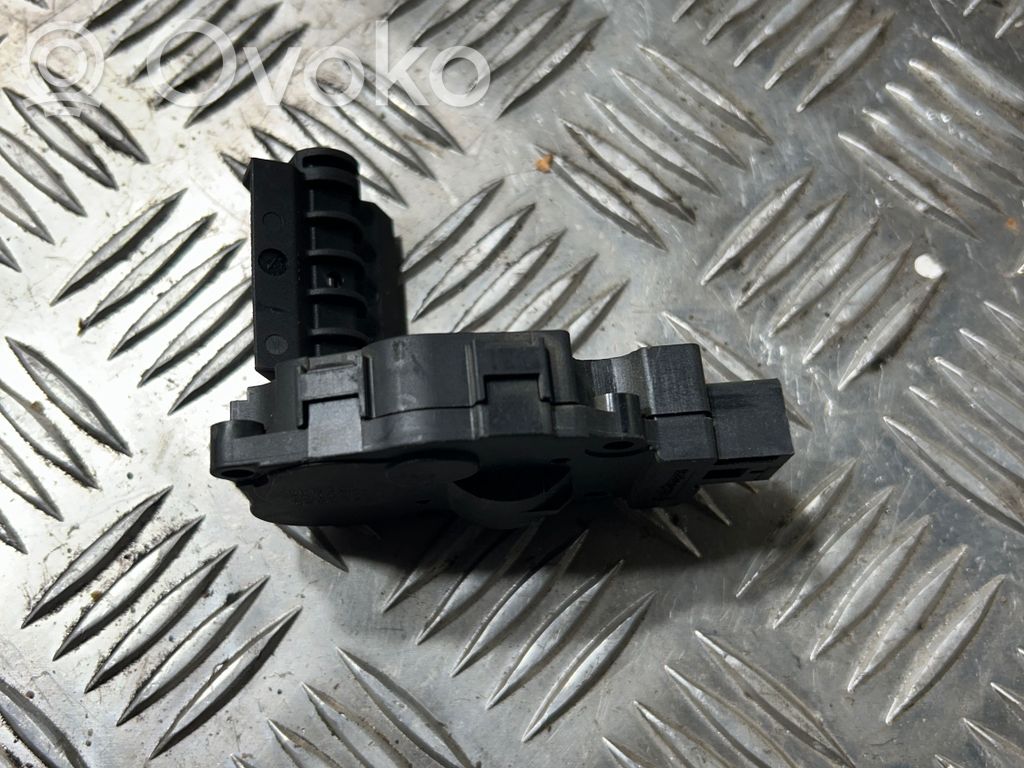 BMW 1 E81 E87 Air flap motor/actuator 