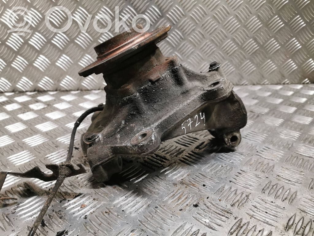 Front wheel hub   6764443,12201210