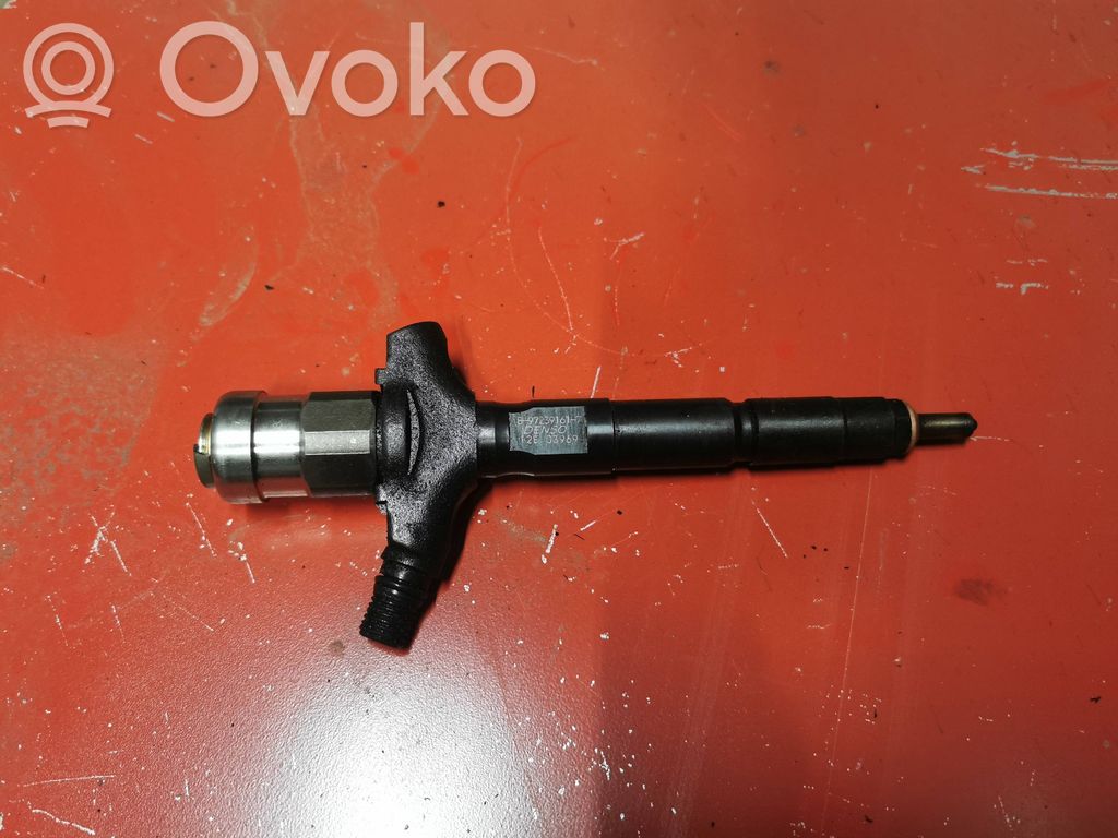 Opel Signum Wtryskiwacz paliwa 