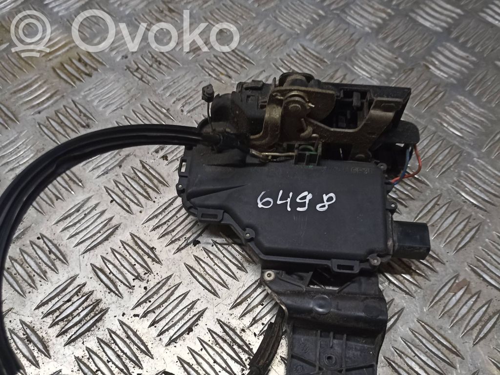 Volkswagen PASSAT B5.5 Takaoven lukko 