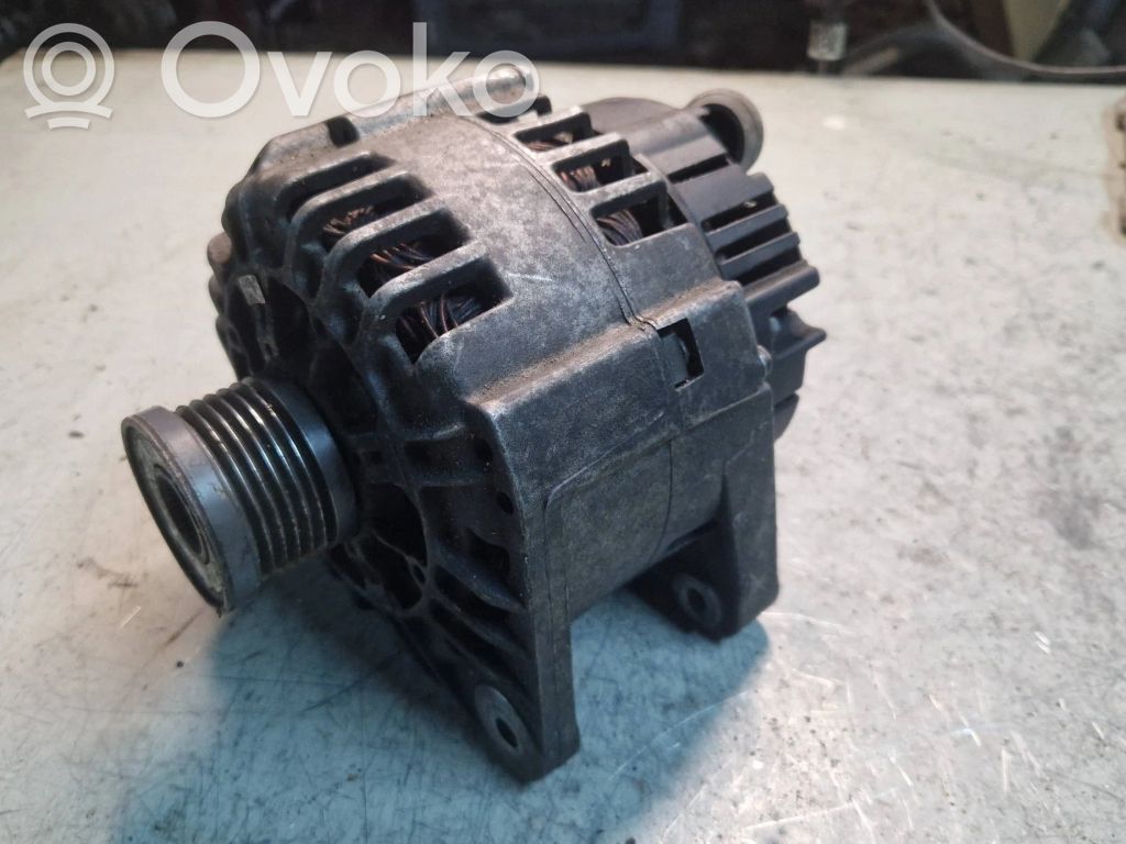 Renault Laguna II Generatore/alternatore 