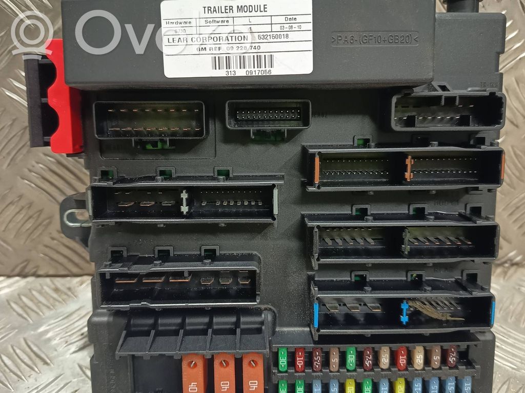 Opel Vectra C Fuse module 