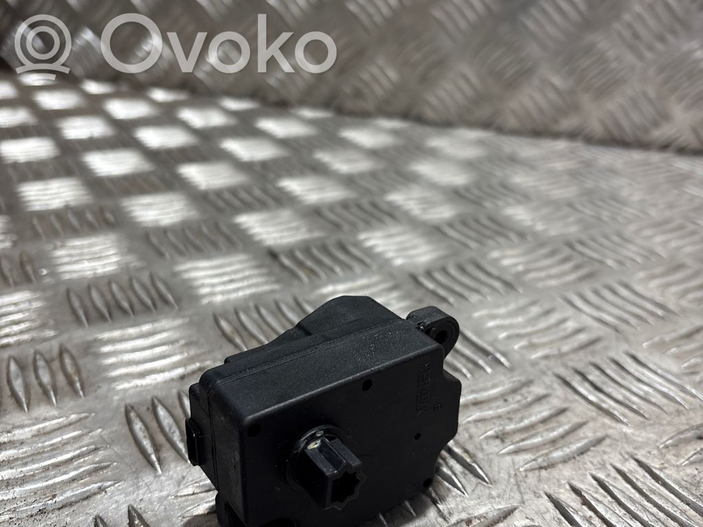 Volvo V50 Oro sklendės varikliukas 