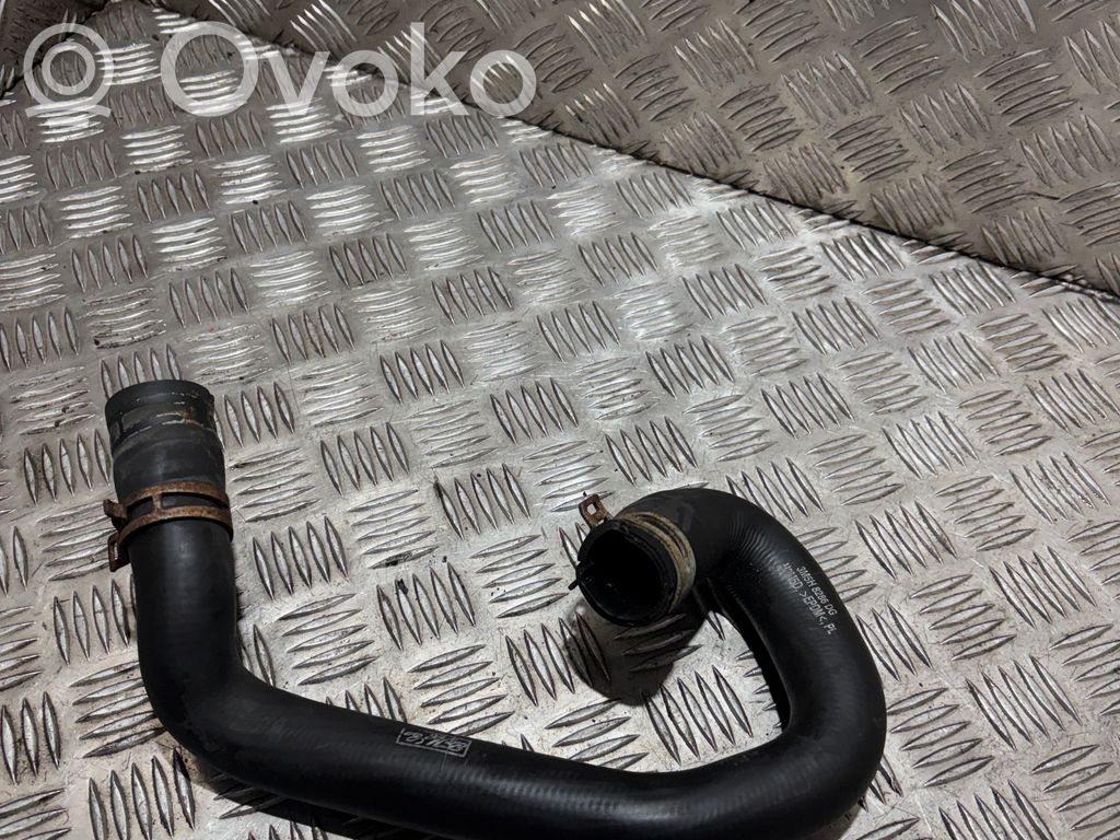 Volvo V50 Engine coolant pipe/hose 