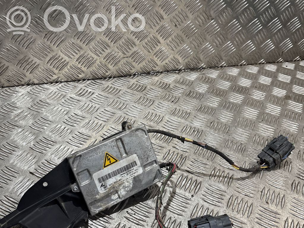 Volvo V50 Headlight ballast module Xenon 