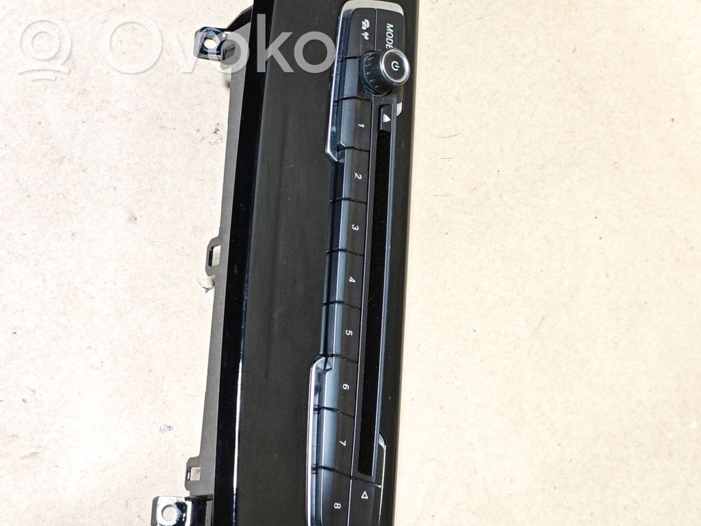 BMW 2 F22 F23 Head unit multimedia control 