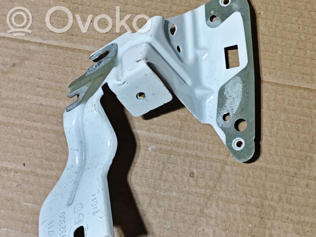 Opel Corsa F Laikiklis sparno 