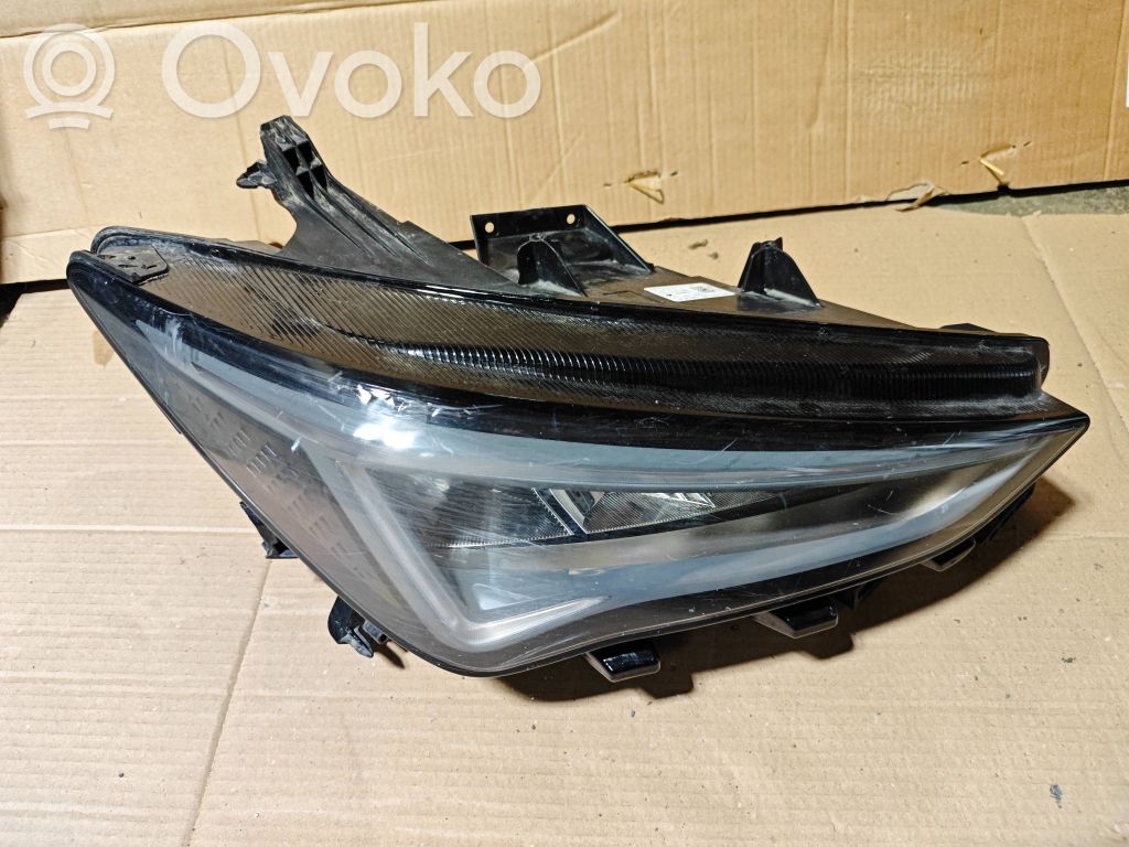 Cupra Born Headlight/headlamp 