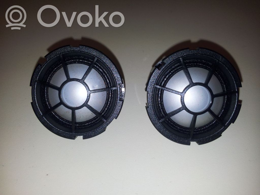 Jaguar XF Front door high frequency speaker 