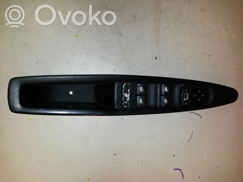Electric window control switch   9651464577