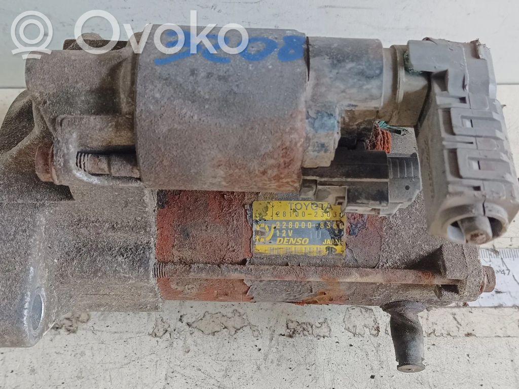 Toyota Yaris Starter motor 