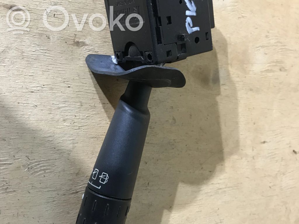 Citroen Xsara Picasso Wiper control stalk 