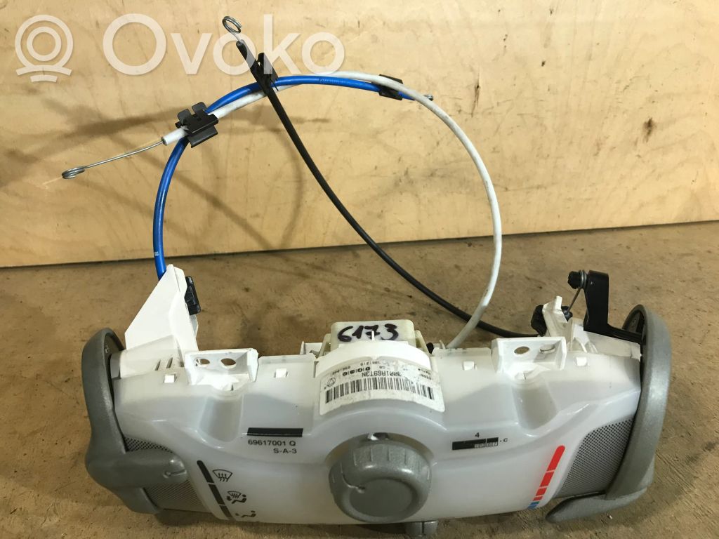 Citroen C1 Climate control unit 