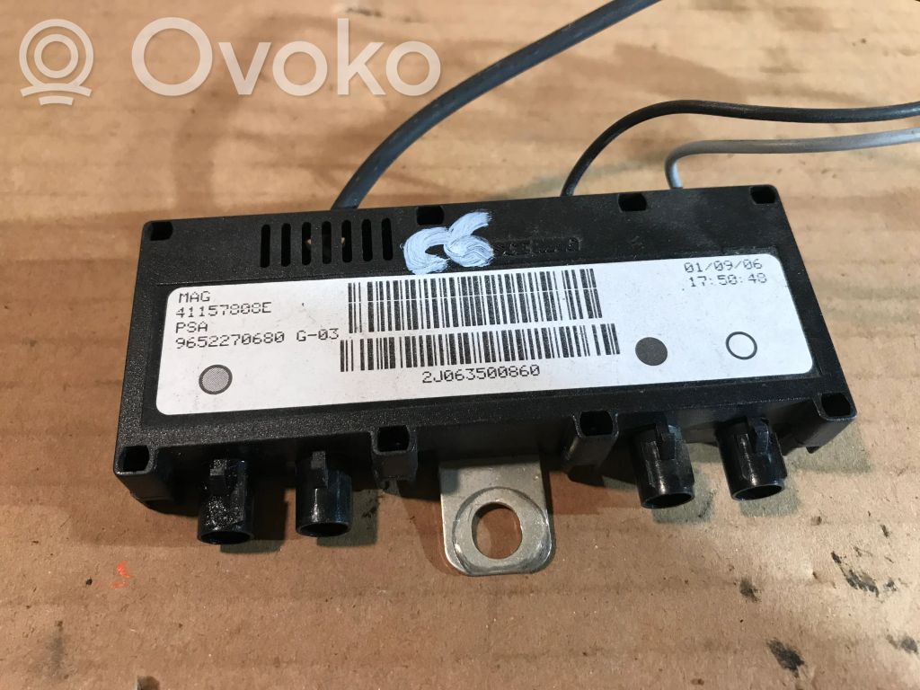 Antenos stiprintuvas   9652270680,41157808E