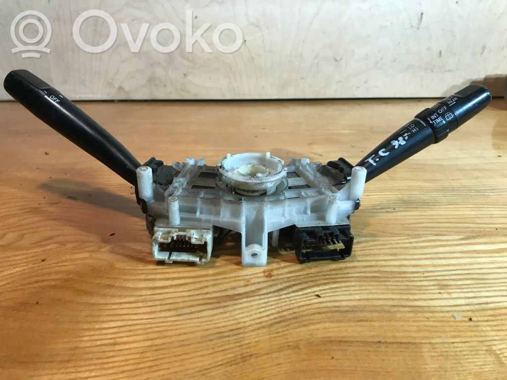 Toyota Corolla E110 Commodo, commande essuie-glace/phare 