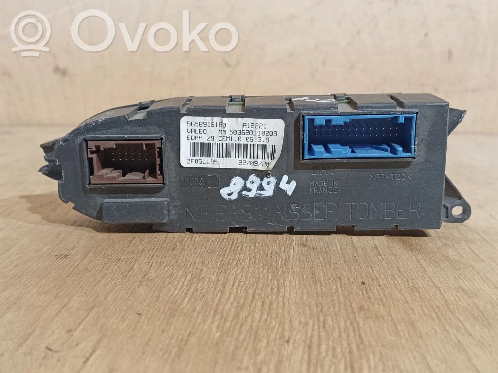 Peugeot 607 Door control unit/module 