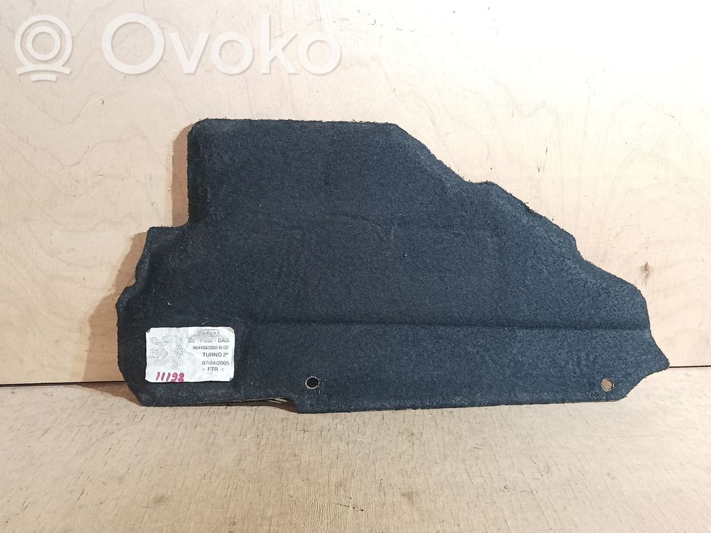 Peugeot 407 Verkleidung Armaturenbrett Cockpit unten 