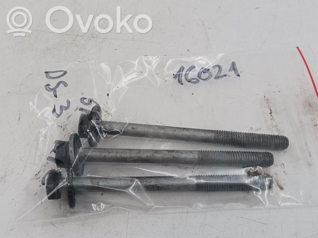 A/C compressor mount bracket   5FS