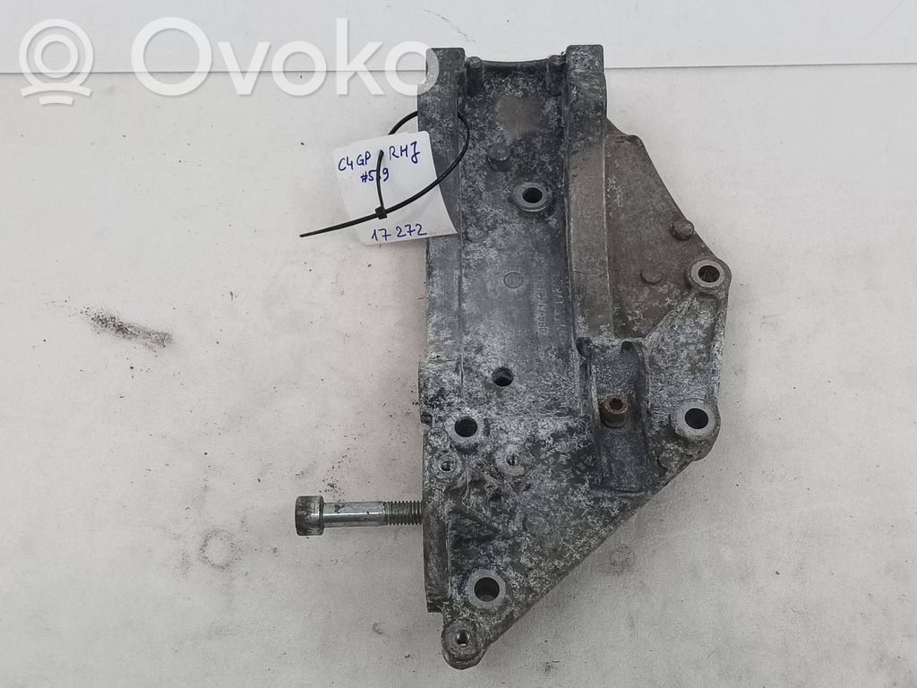 Citroen C4 Grand Picasso Soporte del alternador 