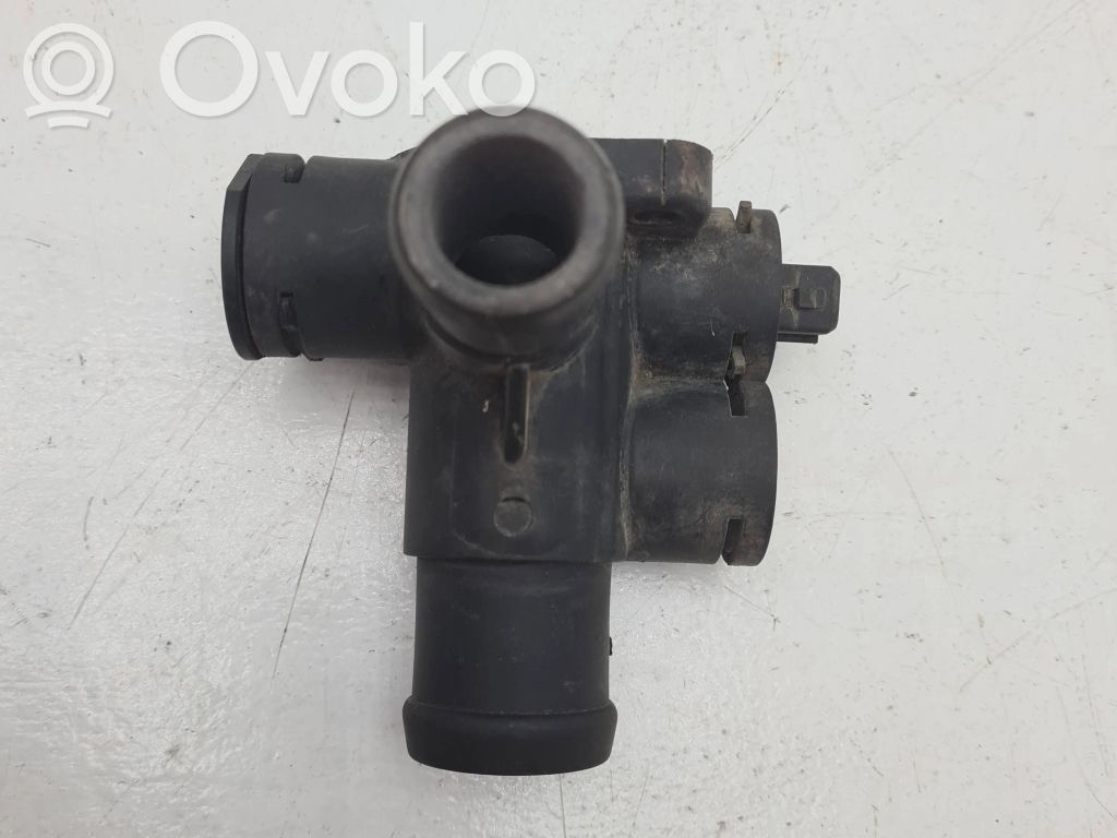 Volkswagen Golf V Termostat / Obudowa termostatu 