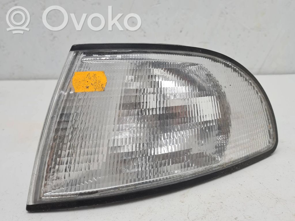 Audi A4 S4 B5 8D Frontblinker 