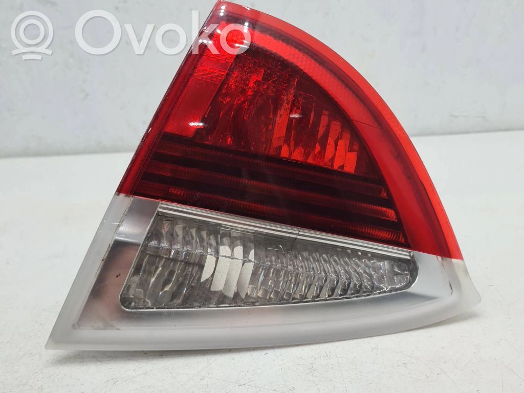 Tailgate rear/tail lights   7160064
