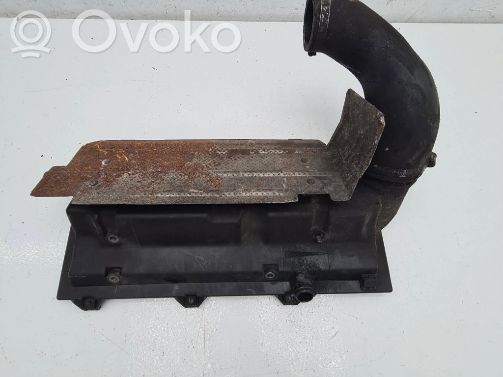 BMW 3 E36 Air intake duct part 