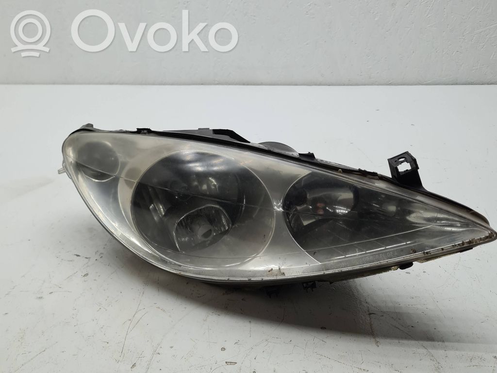 Peugeot 307 Lampa przednia 