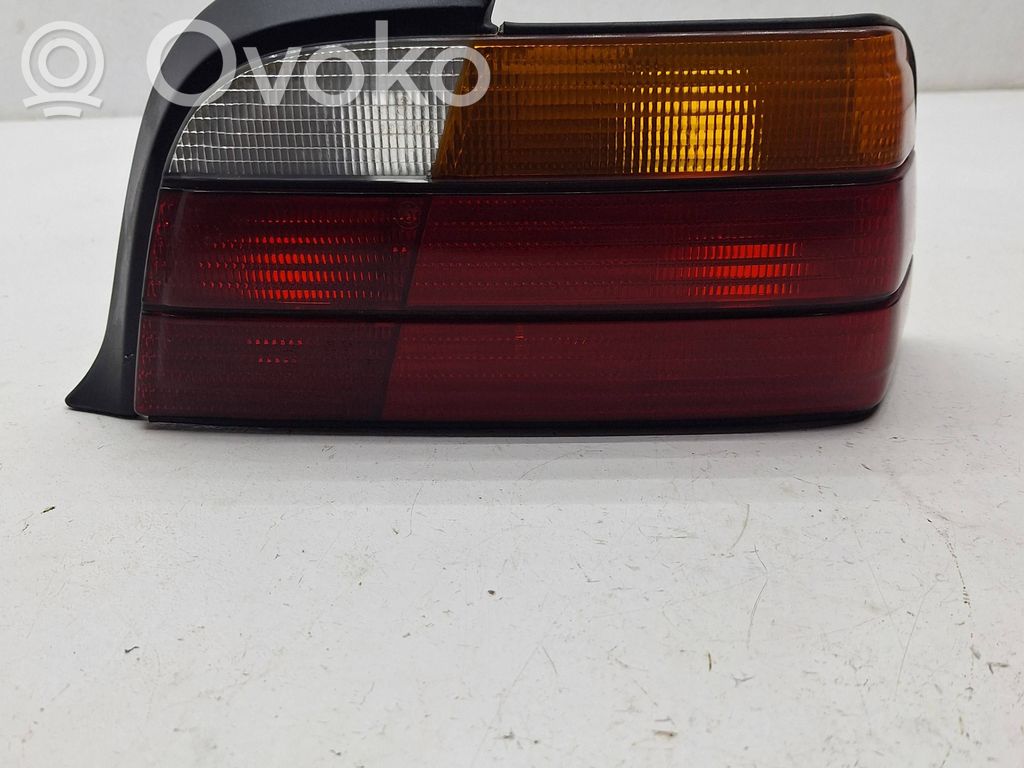 BMW 3 E36 Galinis žibintas kėbule 