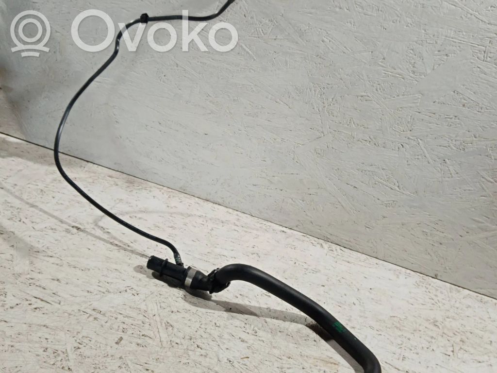 BMW X4 G02 Engine coolant pipe/hose 