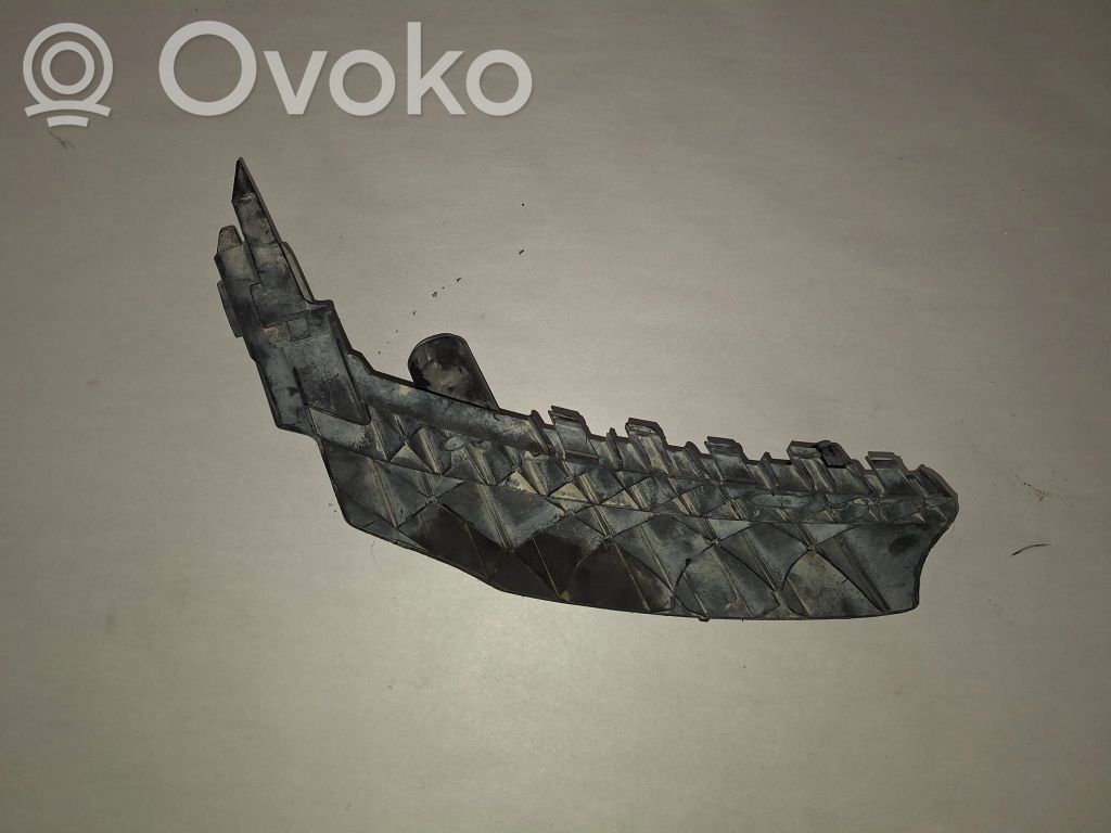 Dodge Durango Headlight/headlamp mounting bracket 
