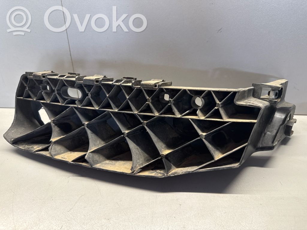 Dodge Durango Headlight/headlamp mounting bracket 