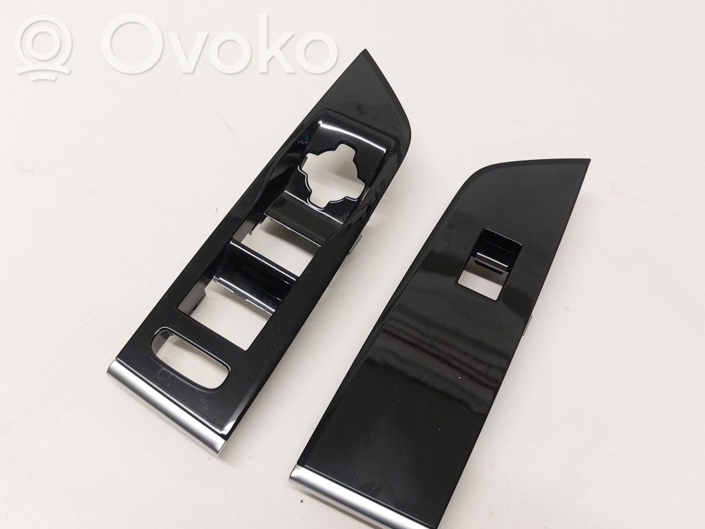 Opel Astra L Front door window switch trim 