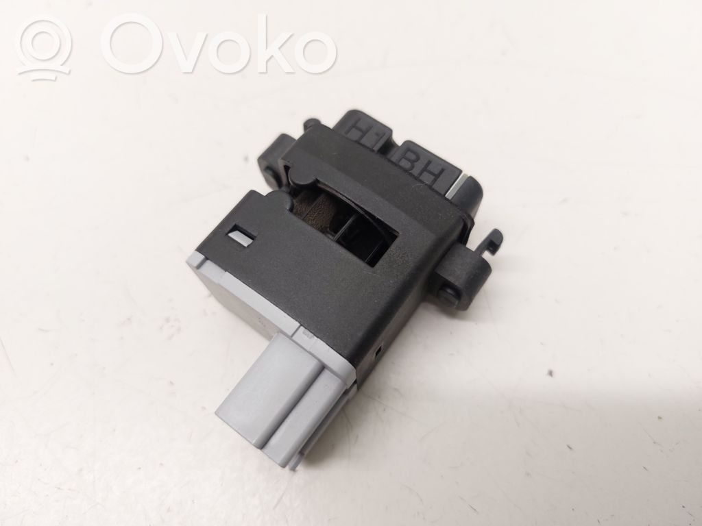 Innentemperatursensor   H1BH19T562A