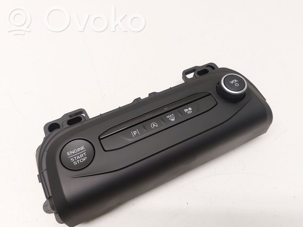Ford Focus Radio / CD-Player / DVD-Player / Navigation 