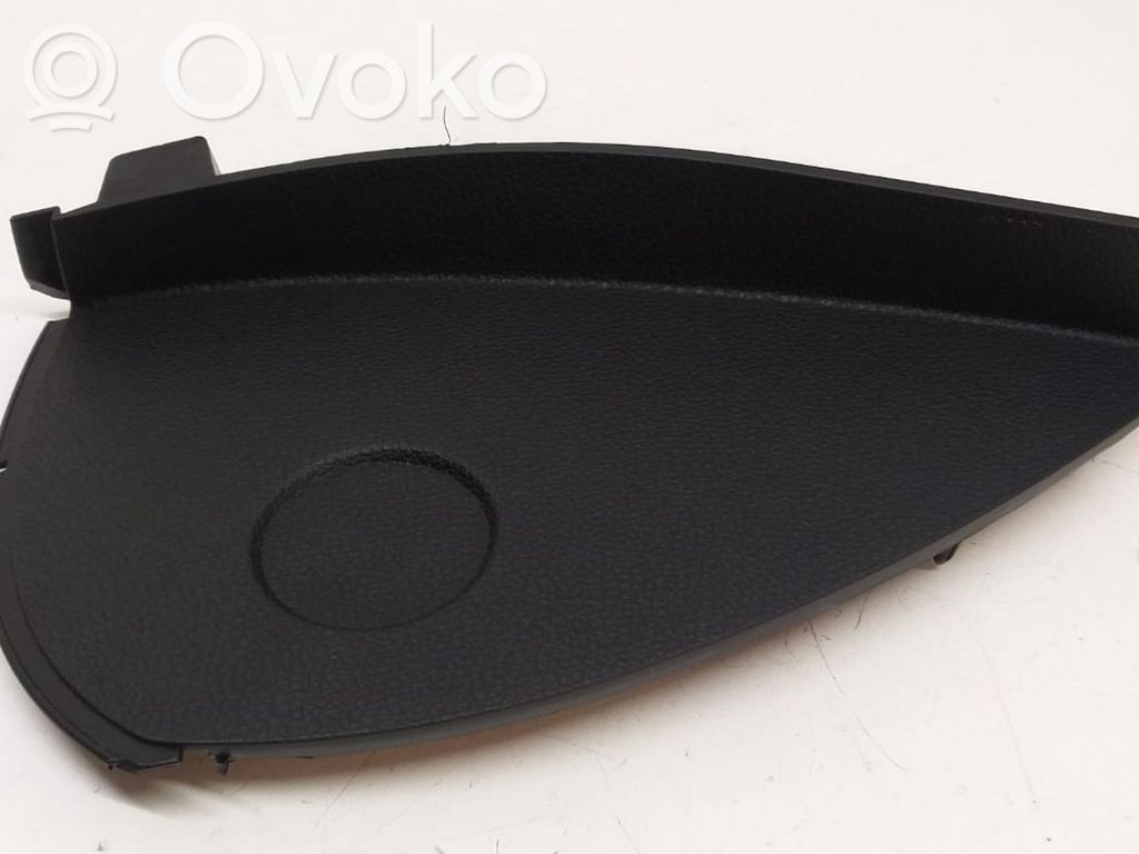 BMW 1 E81 E87 Panelės apdailos skydas (šoninis) 