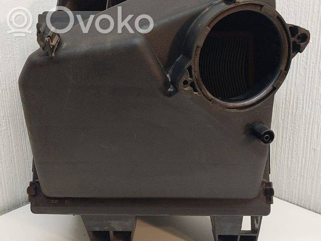 Audi A6 S6 C5 4B Air filter box 