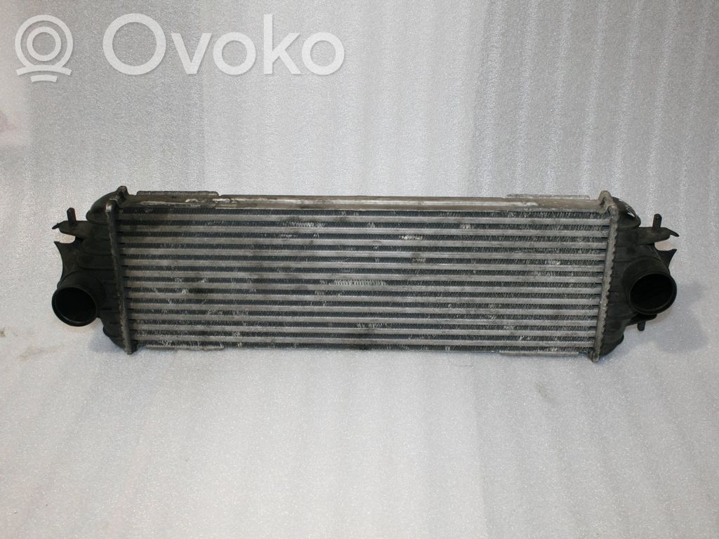 Opel Vivaro Interkūlerio radiatorius 