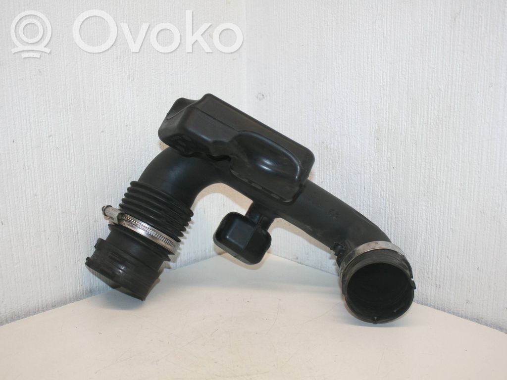 Nissan Note (E12) Air intake duct part 