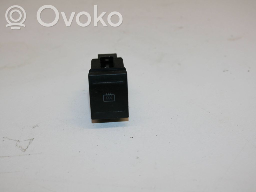 Volkswagen Polo Windscreen/window heater switch 